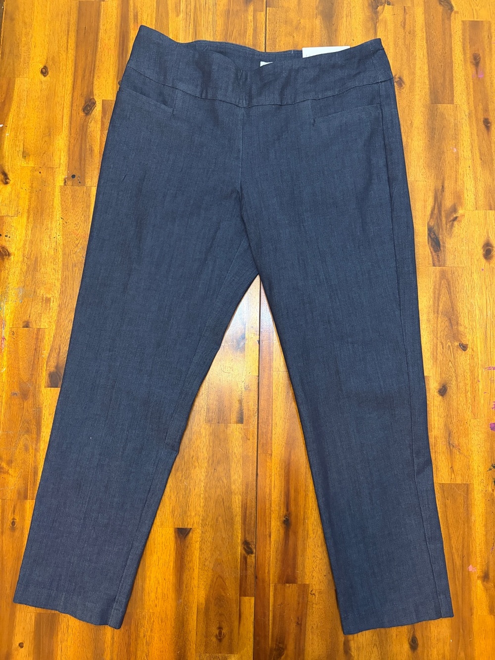 Cato est.  1946 Mid Rise  Black Contemporary  ankle pants size 14